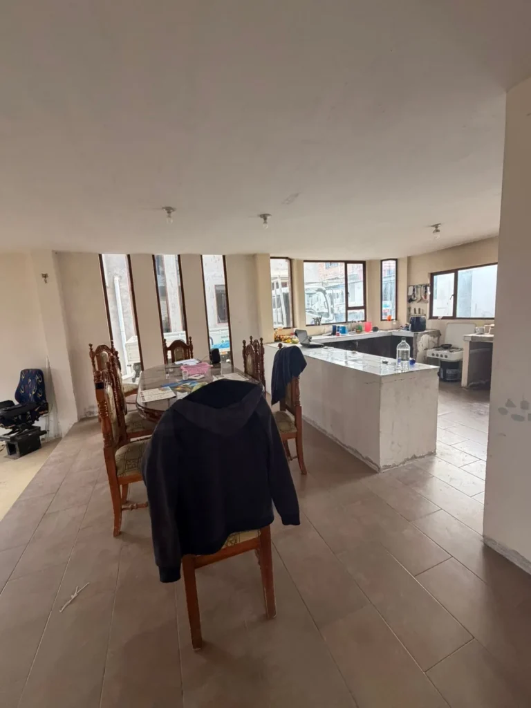 RESIDENCIA EN SANTA ANA